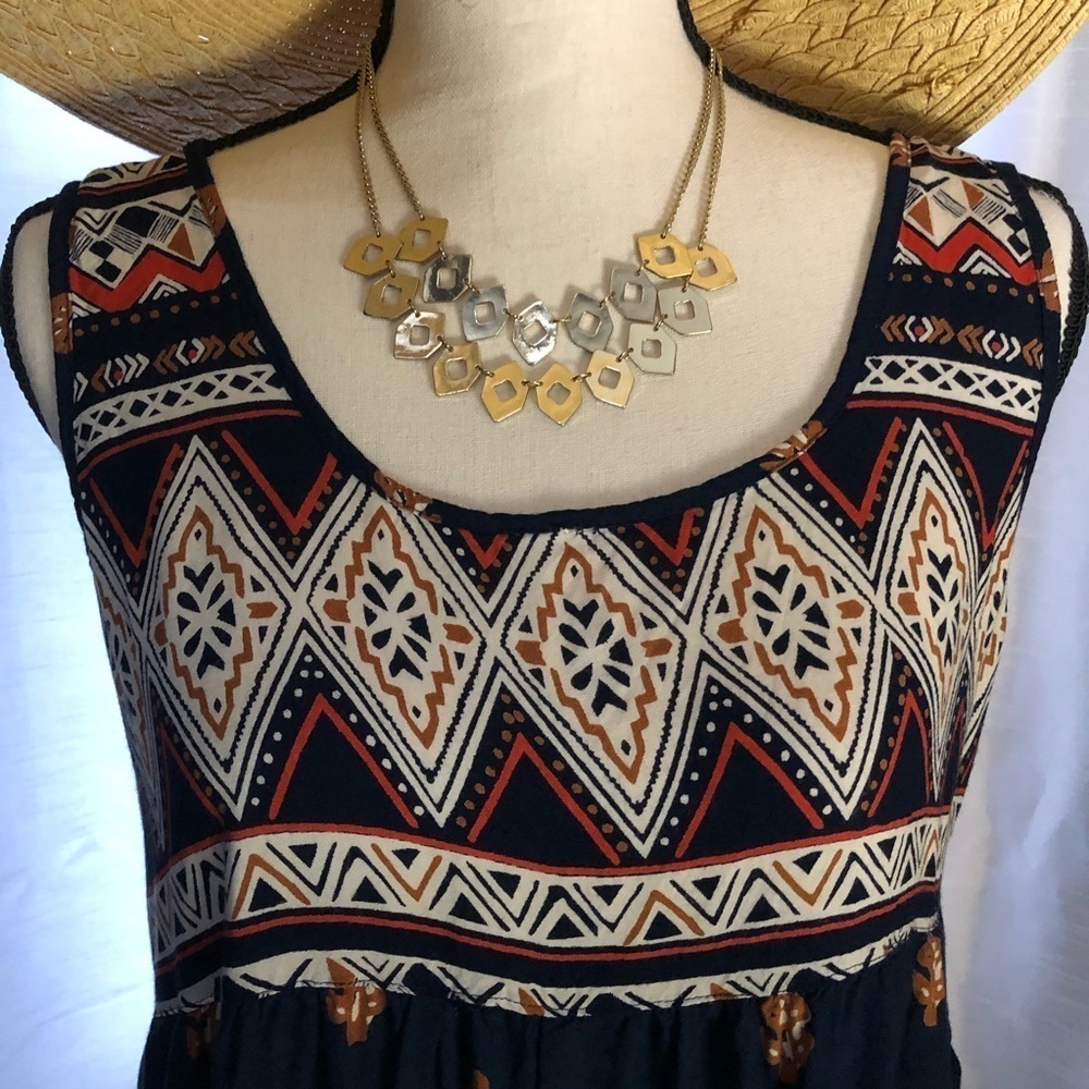 Angie romper boho beachy style navy geometric pattern SZ M back bow closure